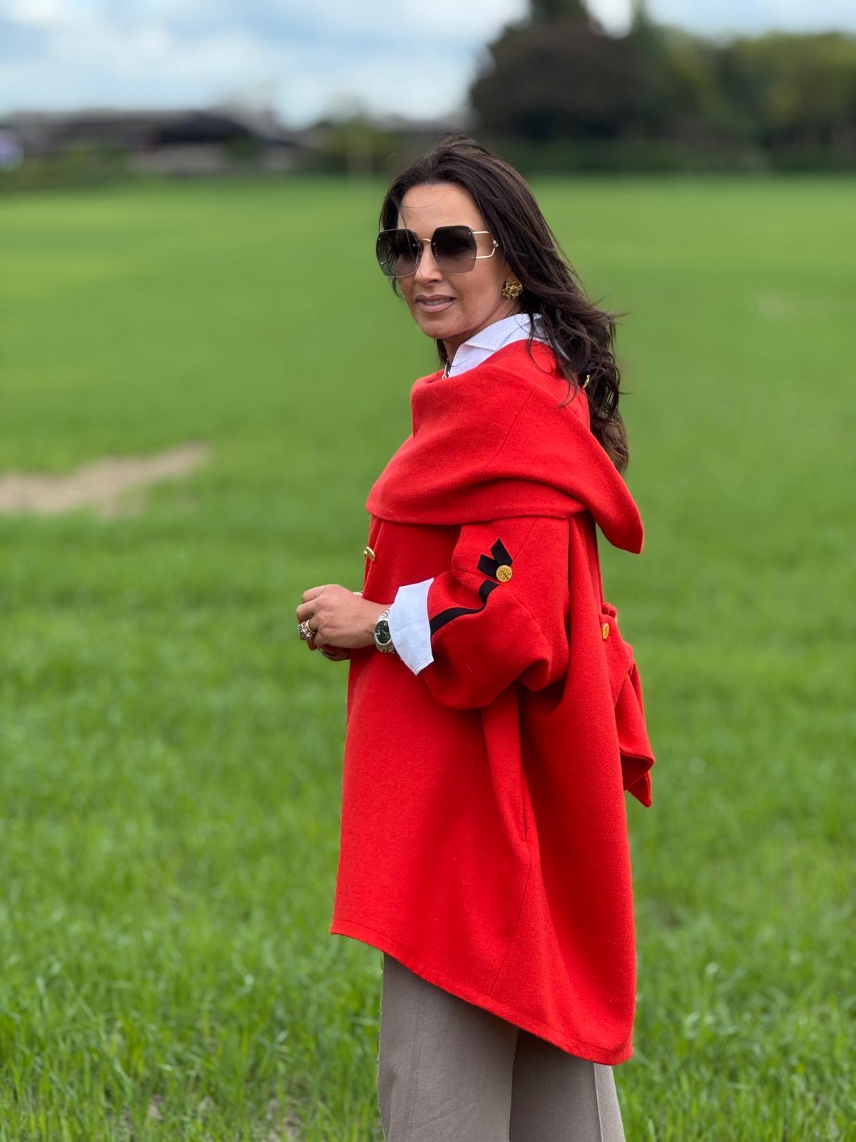 The Jackie K O Red Admiral in store exclusive 🇮🇪 just one piece of a very special exclusive collection . For private viewing please message us online .