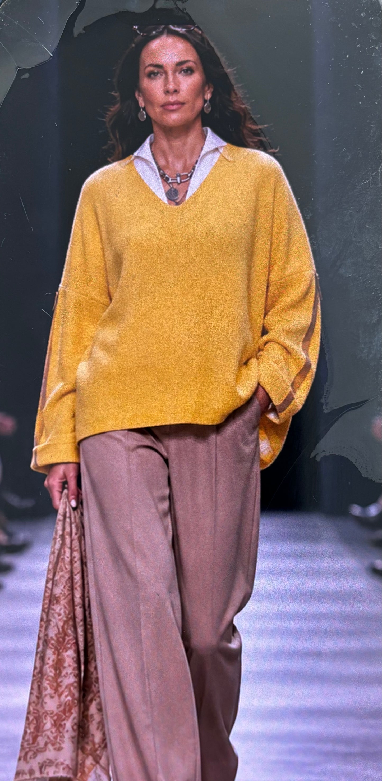 Daffodil jumper