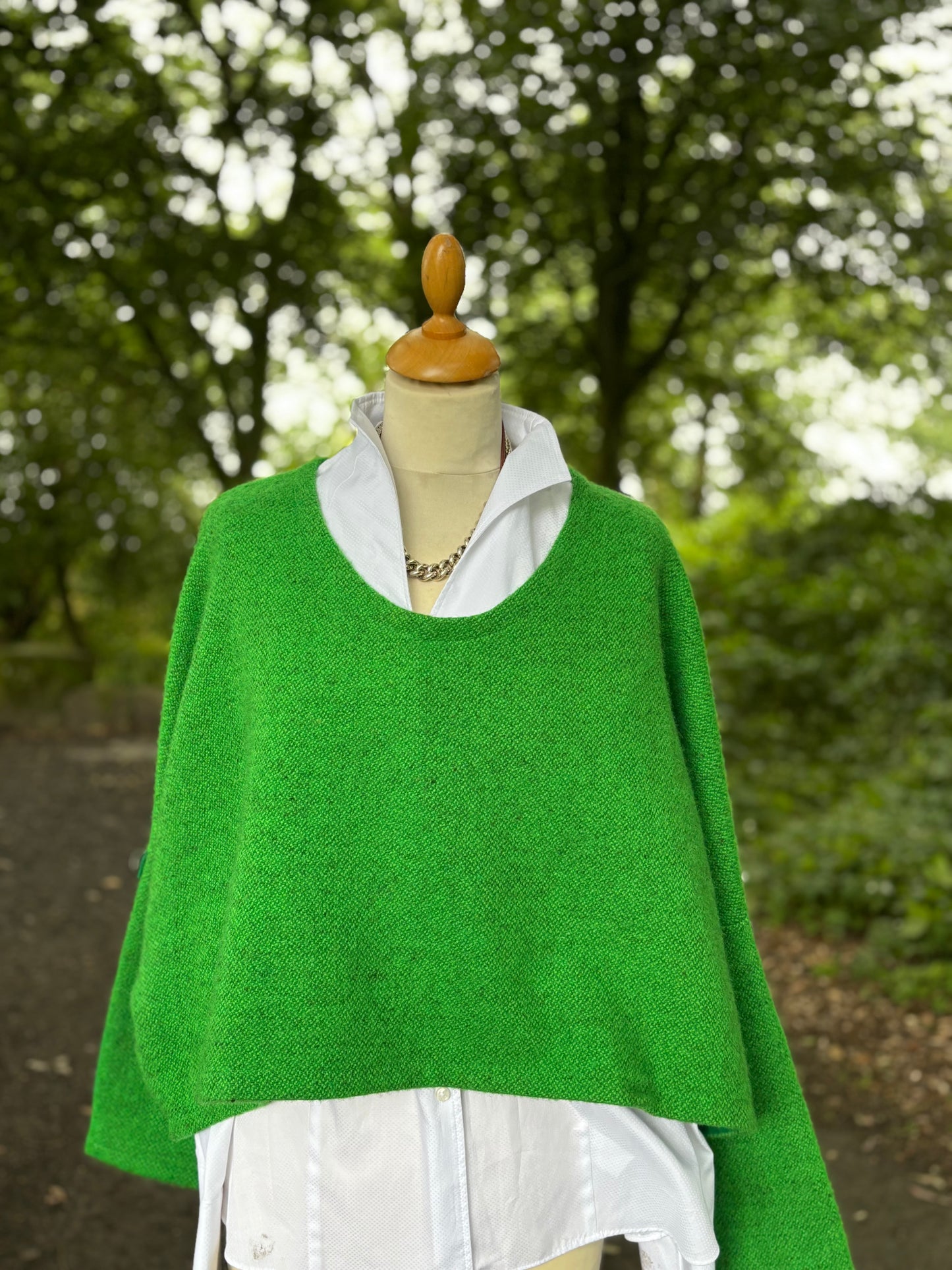 The Kelly Green short jumper