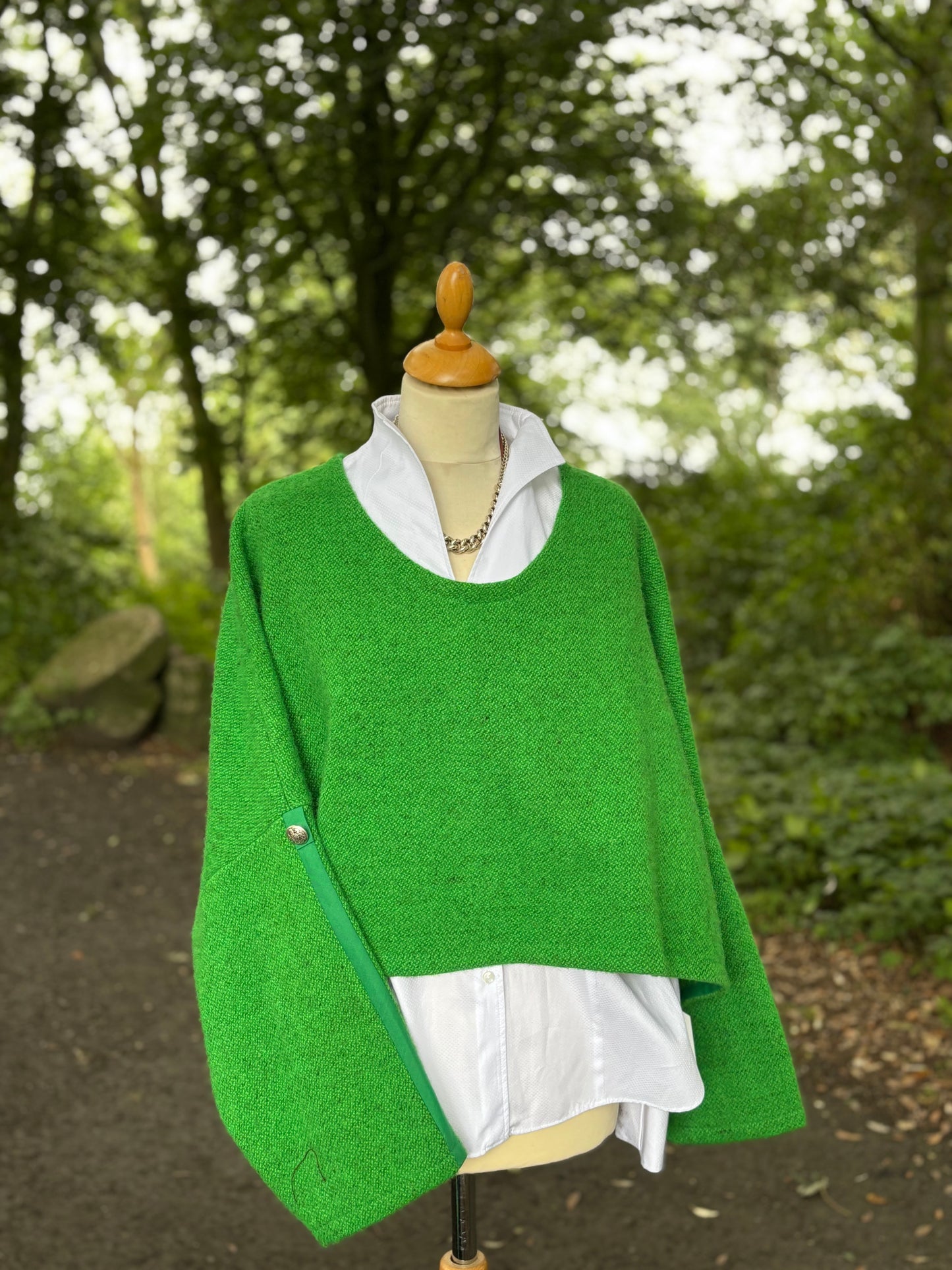The Kelly Green short jumper