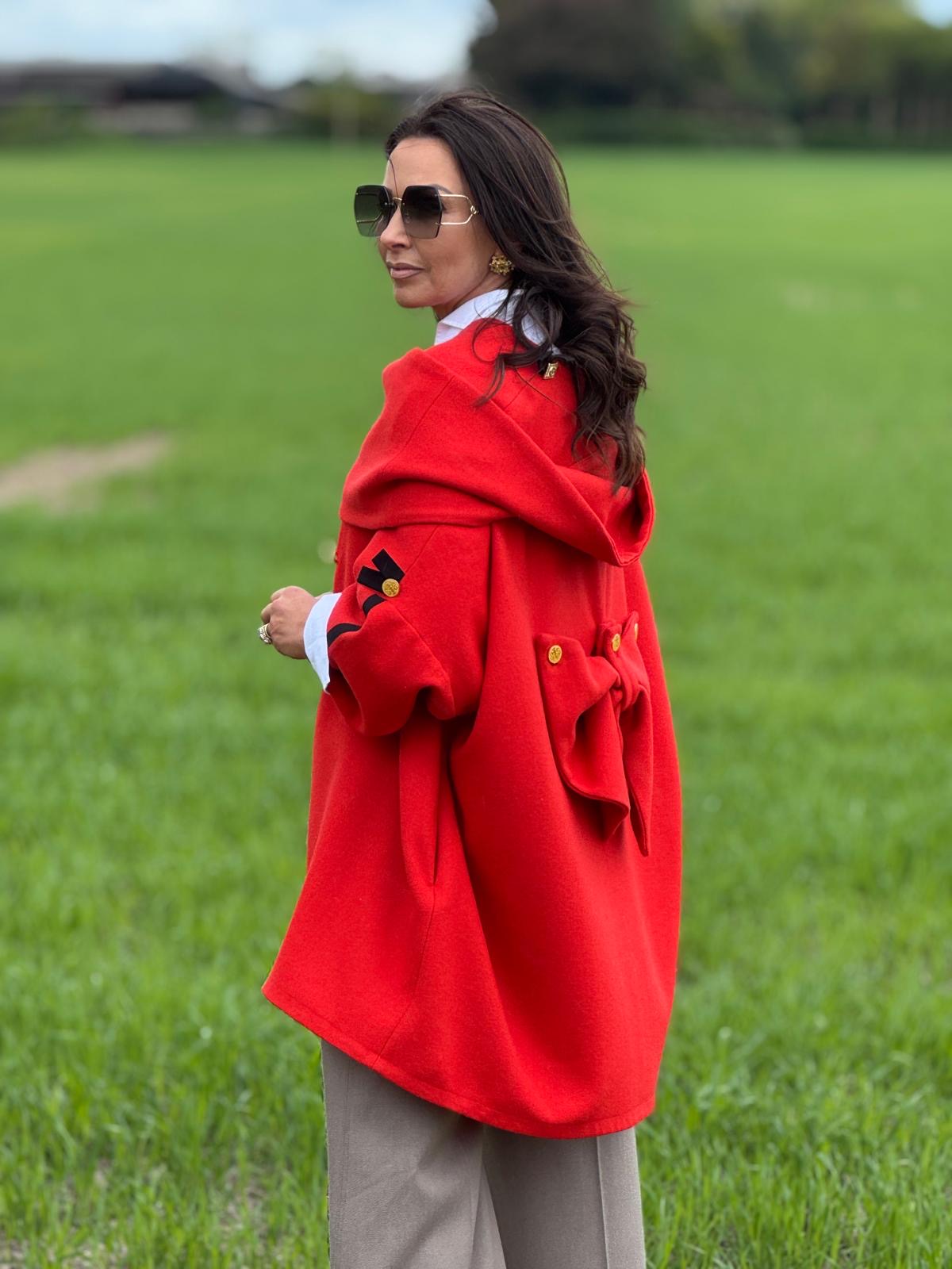 The Jackie K O Red Admiral in store exclusive 🇮🇪 just one piece of a very special exclusive collection . For private viewing please message us online .