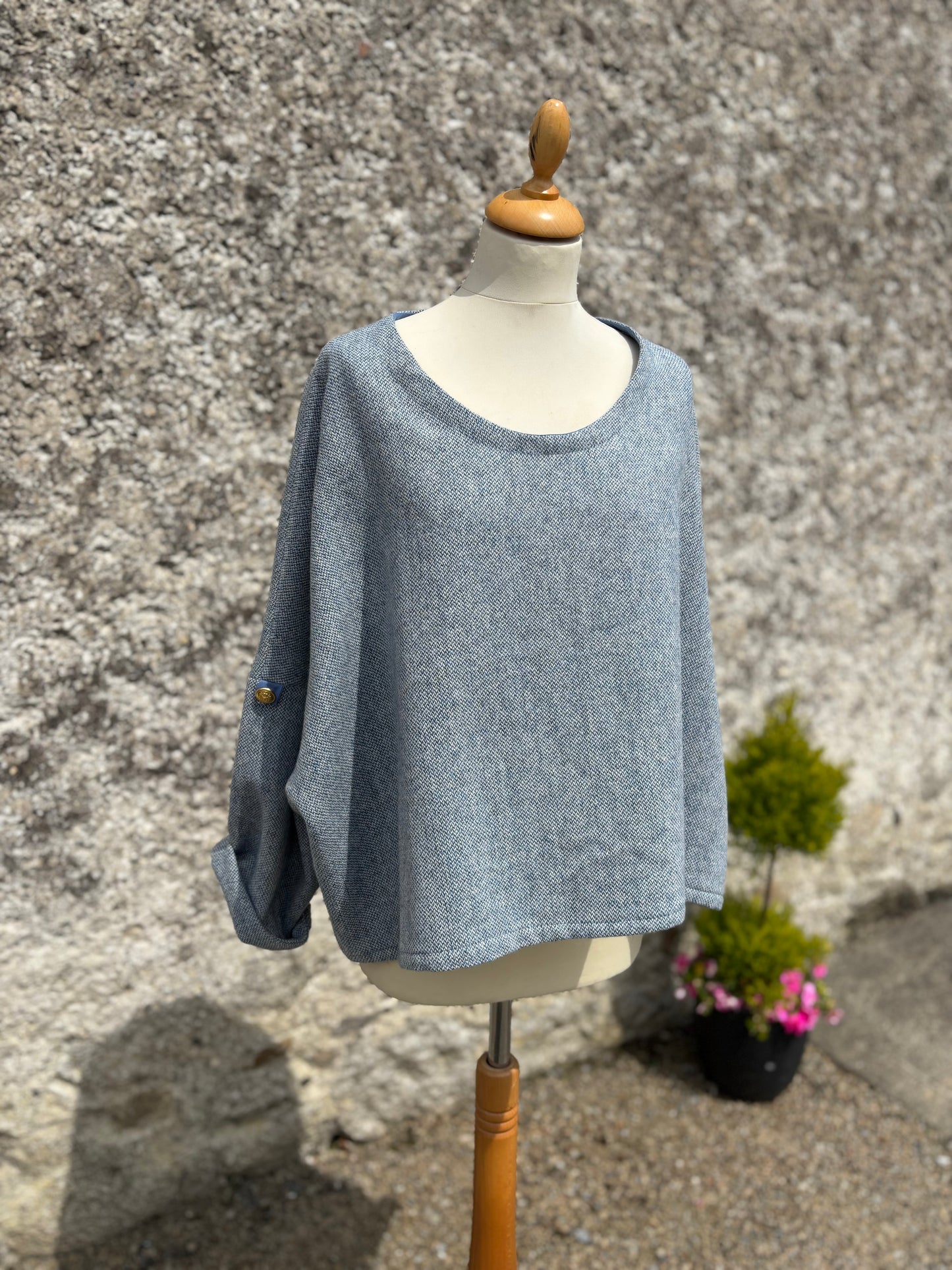 The Short Daisy jumper