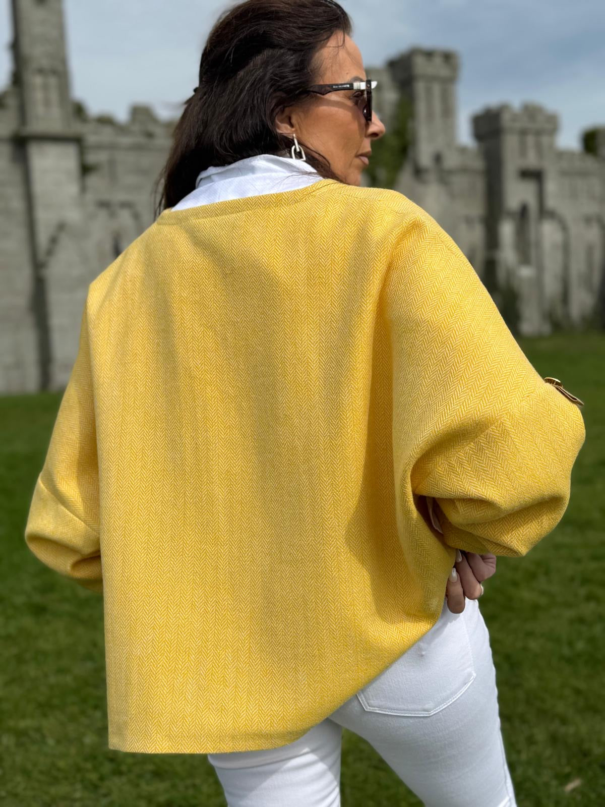 Daffodil jumper