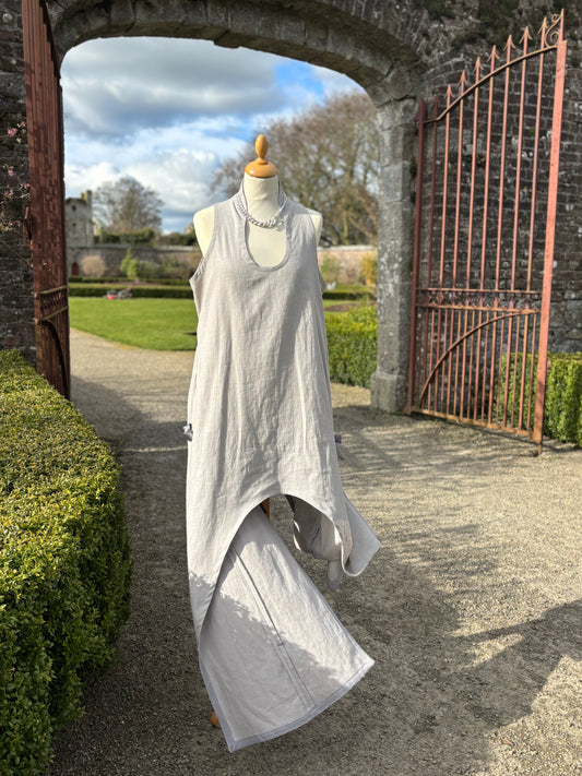 The Linen dress collection